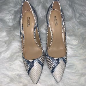 Brand new Michael Kor heels